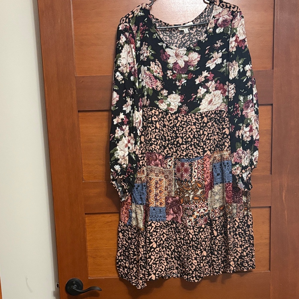 Umgee Black Floral and Patchwork Long Sleeve Dress
